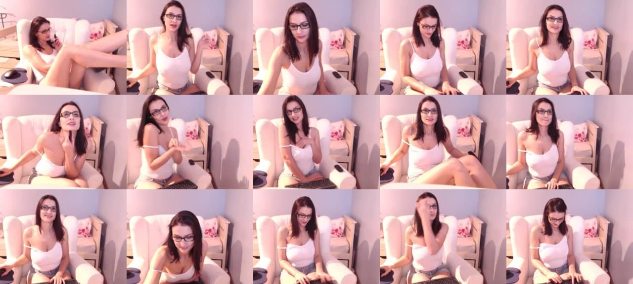 AdorableKye-MFC-201710092118_m.jpg