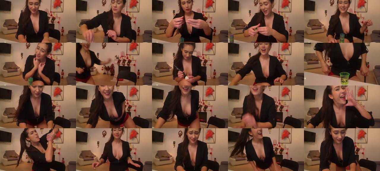 PoppyNaked-MFC-202101020654_m.jpg