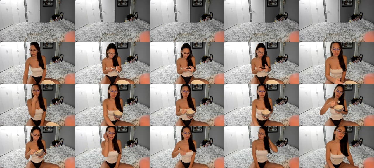 CyberBabe-MFC-202106100800_m.jpg