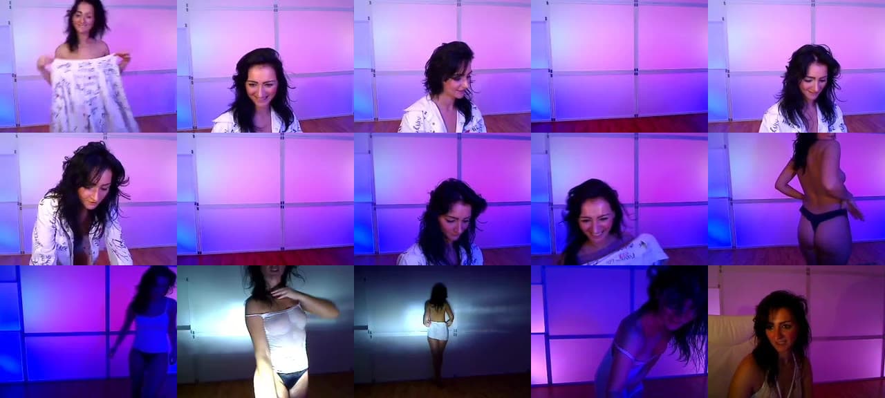 AmeliaNaked-MFC-201809160156_m.jpg