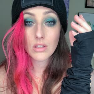 Avery_Madison's Avatar