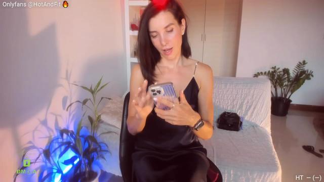 Gallery image thumbnail from AddictsQueen's myfreecams stream on, 01/28/2023, 10:26 image 12 of 20
