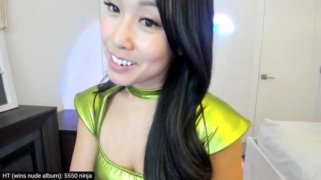 Gallery image thumbnail from AdorableDee's myfreecams stream on, 10/31/2023, 22:00 image 20 of 20