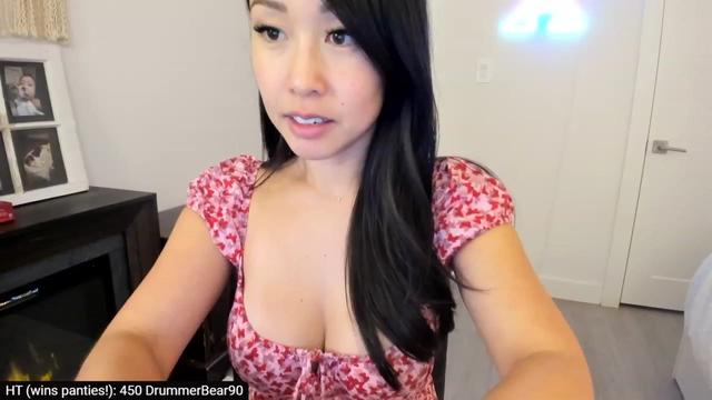 Gallery image thumbnail from AdorableDee's myfreecams stream on, 11/10/2023, 20:52 image 16 of 20