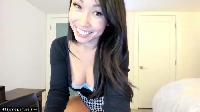 Gallery image thumbnail from AdorableDee's myfreecams stream on, 11/13/2023, 20:06 image 5 of 20