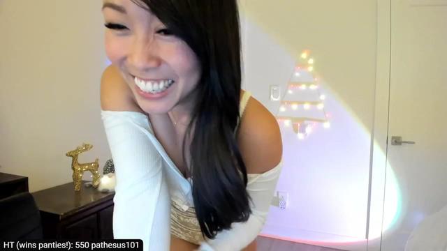Gallery image thumbnail from AdorableDee's myfreecams stream on, 11/25/2023, 21:36 image 7 of 20