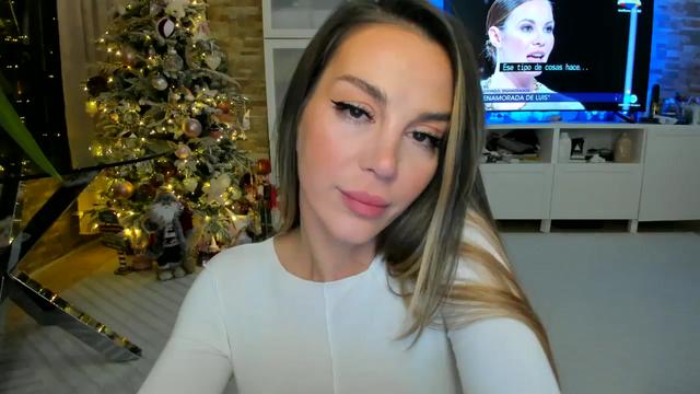 Gallery image thumbnail from Alesia_'s myfreecams stream on, 12/30/2023, 01:42 image 5 of 20