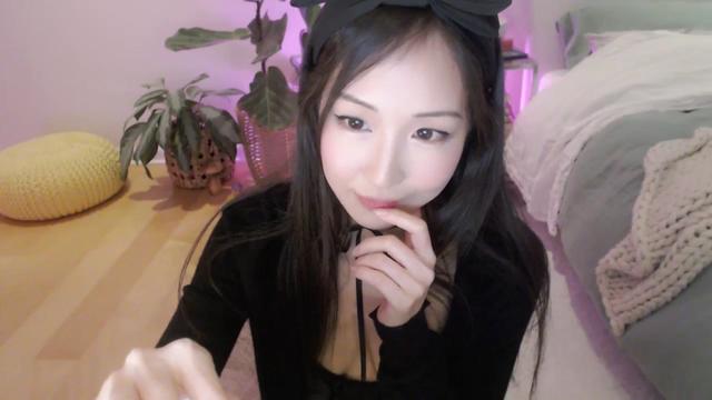 Gallery image thumbnail from AnaMei's myfreecams stream on, 02/15/2024, 05:15 image 3 of 20