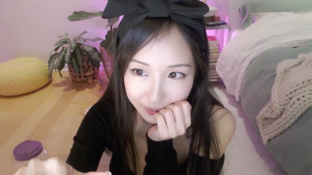Gallery image thumbnail from AnaMei's myfreecams stream on, 02/15/2024, 07:28 image 7 of 20