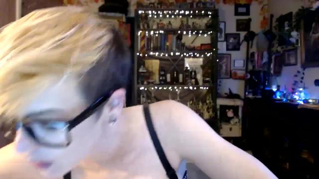 Gallery image thumbnail from Ancored's myfreecams stream on, 11/28/2023, 23:04 image 13 of 20