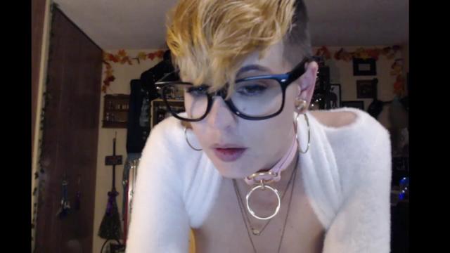 Gallery image thumbnail from Ancored's myfreecams stream on, 03/15/2024, 01:56 image 3 of 20