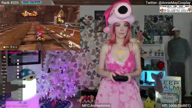 Gallery image thumbnail from AnimeAnnie's myfreecams stream on, 12/19/2023, 04:22 image 3 of 20