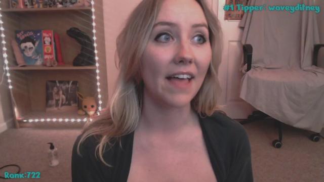 Gallery image thumbnail from AutomicBlue's myfreecams stream on, 04/02/2024, 13:42 image 20 of 20