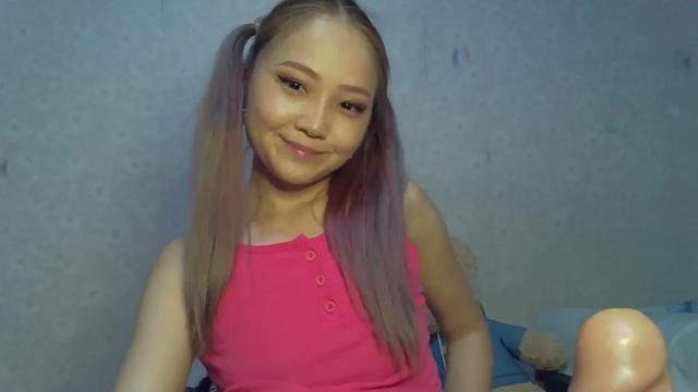Gallery image thumbnail from Babee_Asian's myfreecams stream on, 03/22/2024, 15:18 image 14 of 20