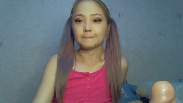 Gallery image thumbnail from Babee_Asian's myfreecams stream on, 03/22/2024, 15:18 image 10 of 20