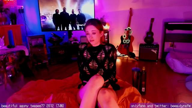 Gallery image thumbnail from BeeautyNSFW's myfreecams stream on, 11/09/2023, 07:28 image 1 of 20