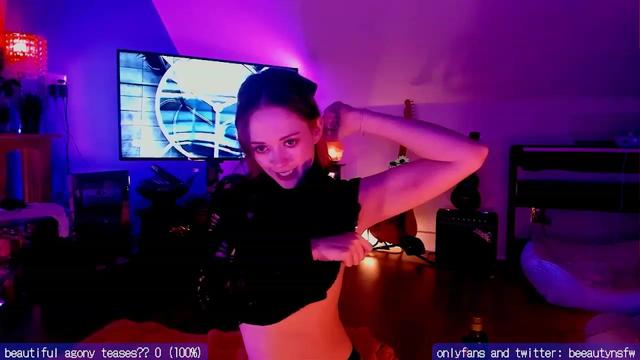 Gallery image thumbnail from BeeautyNSFW's myfreecams stream on, 11/09/2023, 07:56 image 19 of 20