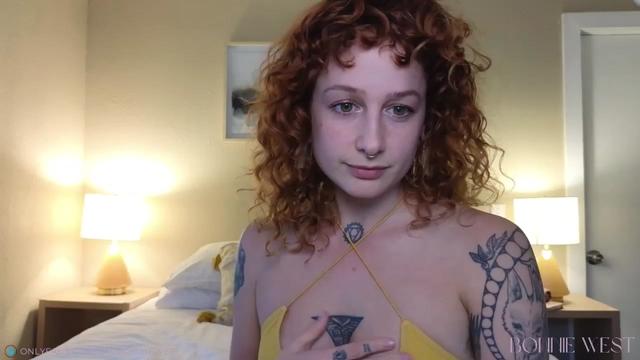 Gallery image thumbnail from BonnieWest's myfreecams stream on, 10/26/2023, 02:10 image 4 of 20