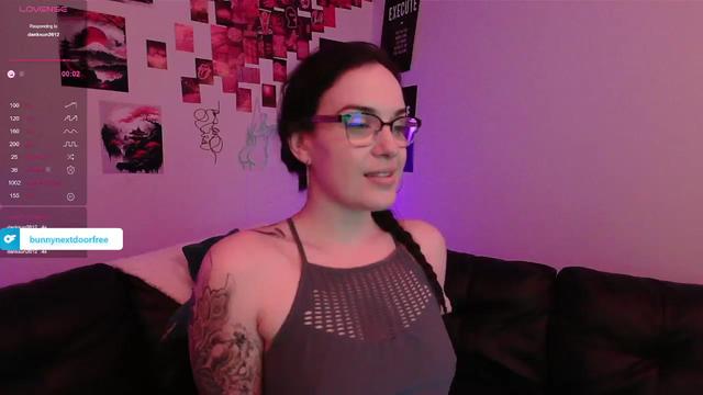 Gallery image thumbnail from BunnyNextDoor's myfreecams stream on, 03/24/2024, 13:55 image 4 of 20
