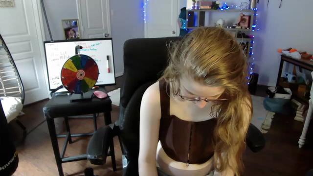 Gallery image thumbnail from Bunnydathug's myfreecams stream on, 05/15/2023, 16:36 image 16 of 20