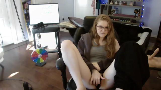 Gallery image thumbnail from Bunnydathug's myfreecams stream on, 05/30/2023, 14:41 image 10 of 20