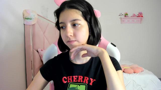 Gallery image thumbnail from Cherrycute666's myfreecams stream on, 03/12/2024, 04:14 image 17 of 20