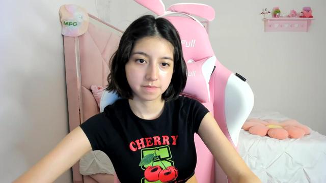 Gallery image thumbnail from Cherrycute666's myfreecams stream on, 03/12/2024, 04:53 image 9 of 20