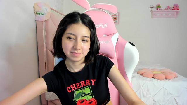Gallery image thumbnail from Cherrycute666's myfreecams stream on, 03/12/2024, 04:53 image 13 of 20
