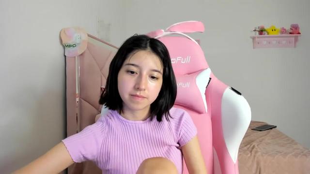 Gallery image thumbnail from Cherrycute666's myfreecams stream on, 04/11/2024, 01:16 image 19 of 20