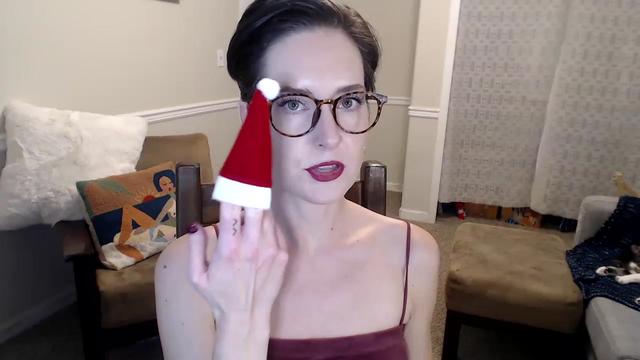 Gallery image thumbnail from CheyenneCam's myfreecams stream on, 12/07/2022, 23:14 image 7 of 20