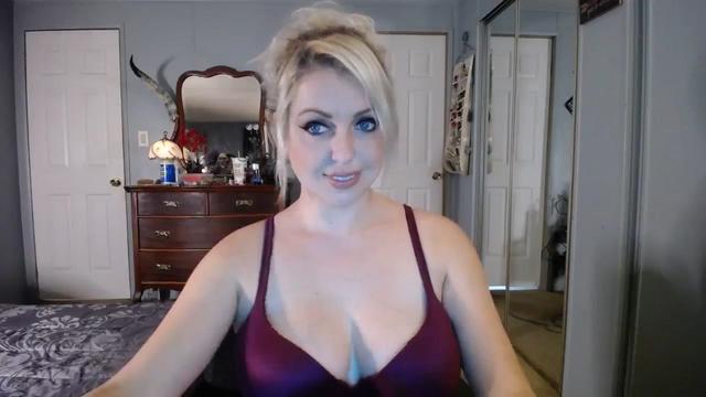 Gallery image thumbnail from Country_Daisy's myfreecams stream on, 10/21/2023, 19:07 image 20 of 20