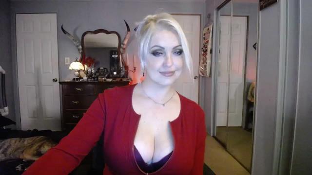 Gallery image thumbnail from Country_Daisy's myfreecams stream on, 11/17/2023, 24:09 image 17 of 20