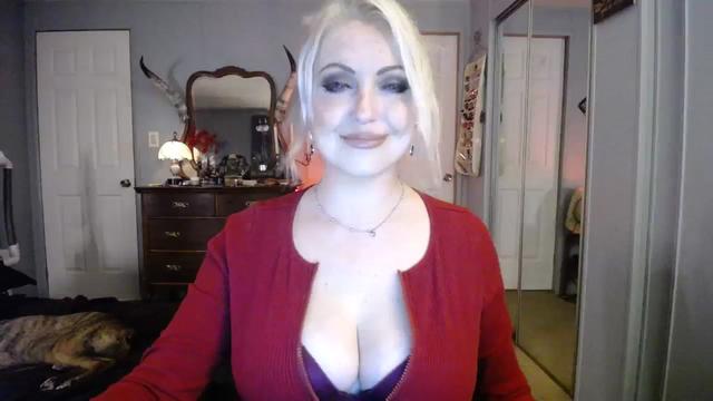 Gallery image thumbnail from Country_Daisy's myfreecams stream on, 11/17/2023, 24:09 image 11 of 20