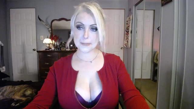 Gallery image thumbnail from Country_Daisy's myfreecams stream on, 11/17/2023, 24:09 image 9 of 20