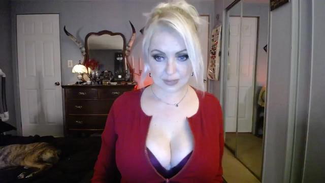 Gallery image thumbnail from Country_Daisy's myfreecams stream on, 11/17/2023, 24:09 image 14 of 20