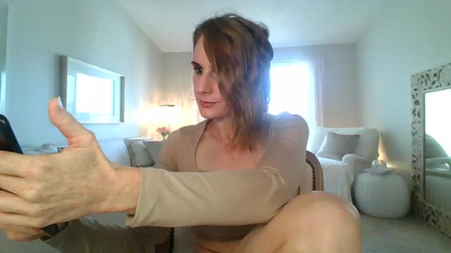 Gallery image thumbnail from Dancing_Rene's myfreecams stream on, 08/16/2023, 19:50 image 16 of 20