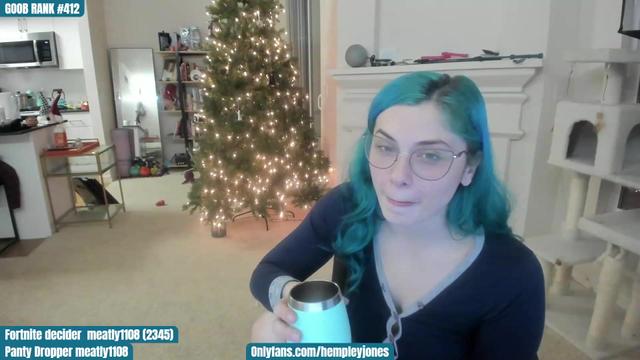 Gallery image thumbnail from DeckyourBalls's myfreecams stream on, 12/02/2022, 01:24 image 7 of 20