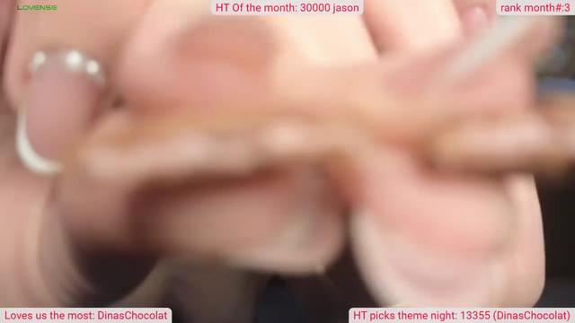 Gallery image thumbnail from DinasLibrary's myfreecams stream on, 03/24/2024, 10:00 image 14 of 20