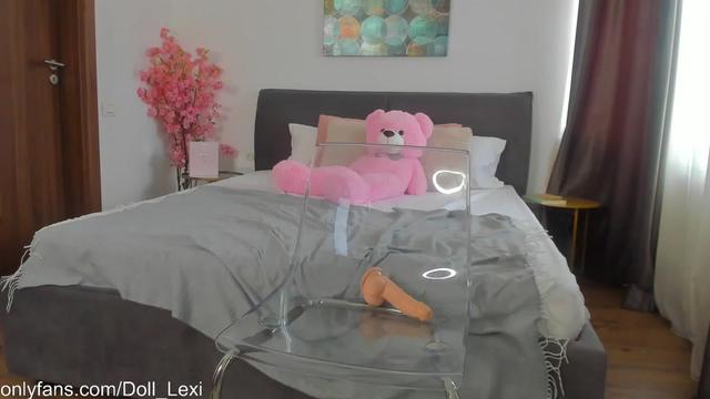 Gallery image thumbnail from Doll_lexi's myfreecams stream on, 05/23/2023, 11:10 image 20 of 20