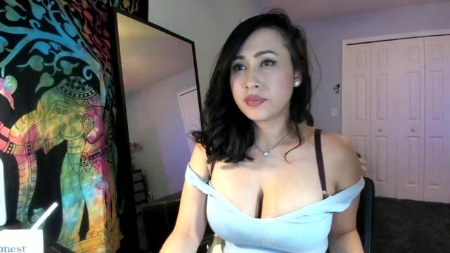 Gallery image thumbnail from Downloads's myfreecams stream on, 11/08/2023, 06:59 image 18 of 20