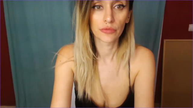 Gallery image thumbnail from Eidyia's myfreecams stream on, 03/19/2023, 24:11 image 1 of 20