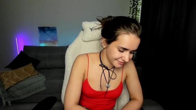 Gallery image thumbnail from Ellies_Smile's myfreecams stream on, 03/16/2024, 07:37 image 3 of 20