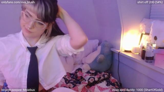 Gallery image thumbnail from Eva_Blush's myfreecams stream on, 04/19/2023, 04:24 image 6 of 20