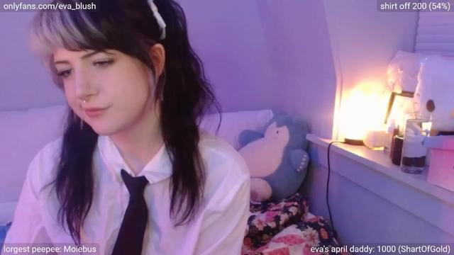 Gallery image thumbnail from Eva_Blush's myfreecams stream on, 04/19/2023, 04:24 image 2 of 20