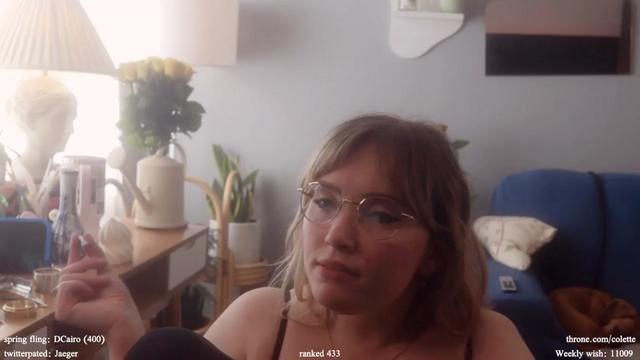 Gallery image thumbnail from Femme's myfreecams stream on, 04/04/2024, 21:01 image 19 of 20