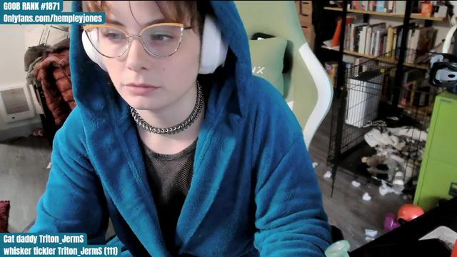 Gallery image thumbnail from Hempley's myfreecams stream on, 02/17/2024, 23:28 image 6 of 20