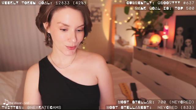 Gallery image thumbnail from HeyKate's myfreecams stream on, 05/12/2023, 07:58 image 8 of 20