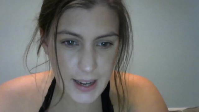 Gallery image thumbnail from Housewife2's myfreecams stream on, 11/27/2022, 24:19 image 11 of 20