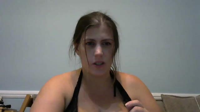 Gallery image thumbnail from Housewife2's myfreecams stream on, 11/27/2022, 02:19 image 17 of 20