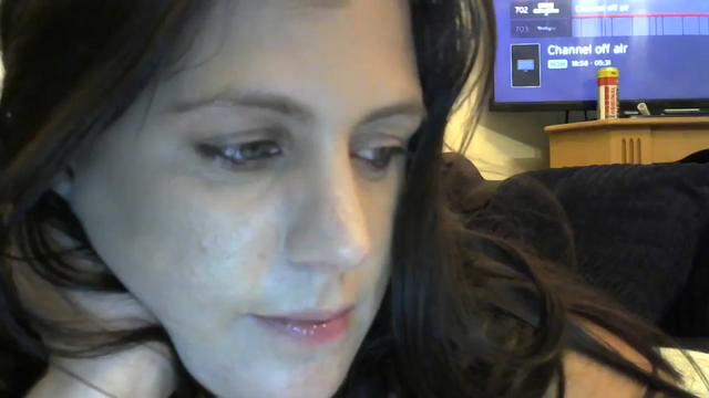 Gallery image thumbnail from Housewife2's myfreecams stream on, 09/28/2023, 24:47 image 5 of 20